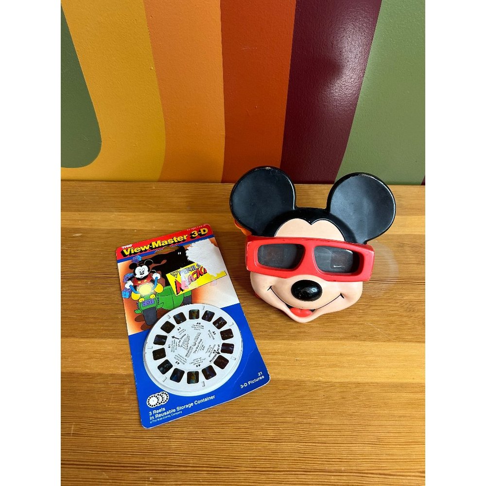 Vintage Disney Mickey Mouse 1989 view master and new reels
